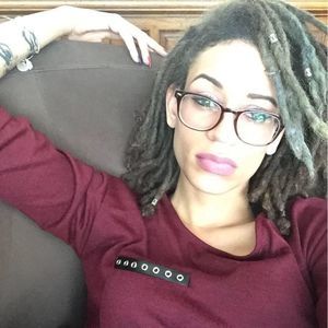 Meet your Posher, Veronica